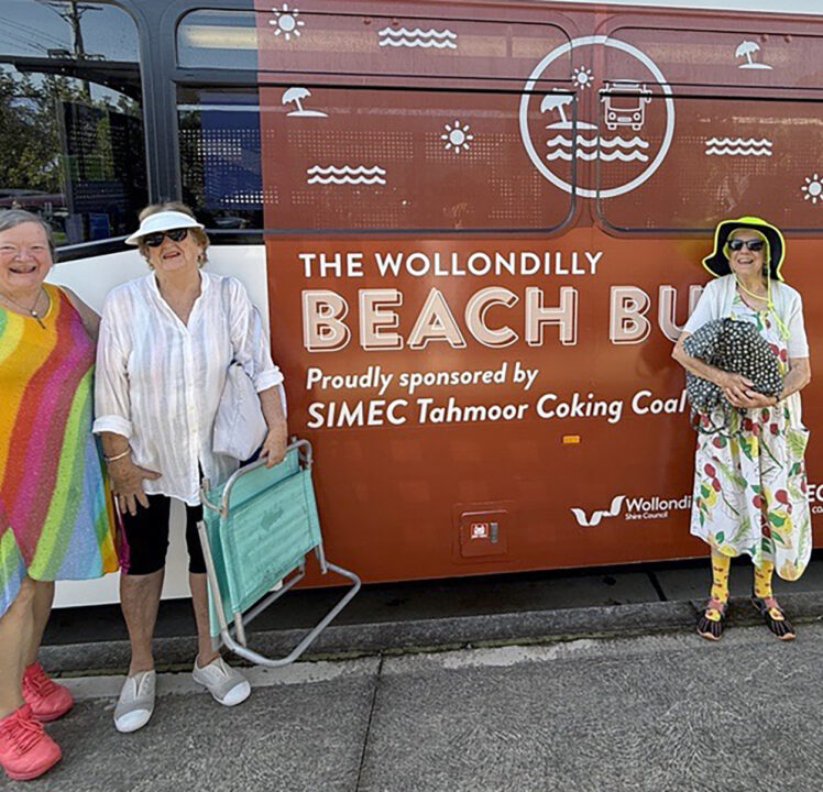 Community says thanks to Tahmoor for beach bus